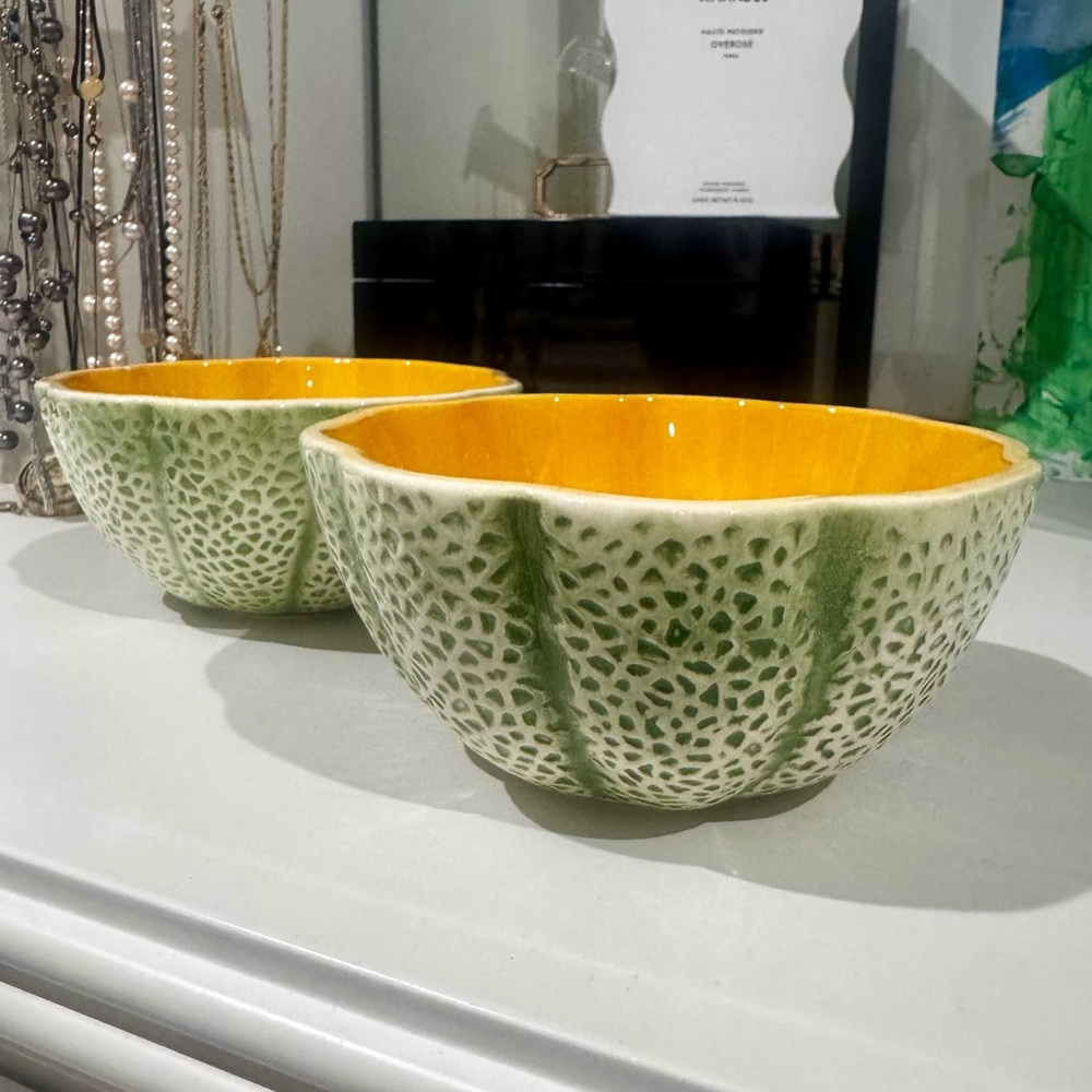 Vtg Knobler Japan set of 2 bowls cantaloupe orange green medium sized EUC 4.5”
